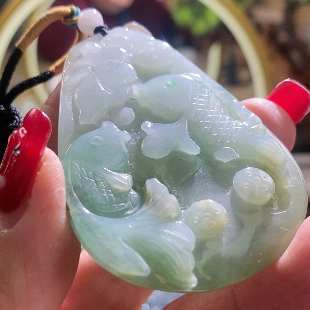 【闪购商品】翡翠颈饰未镶嵌鱼