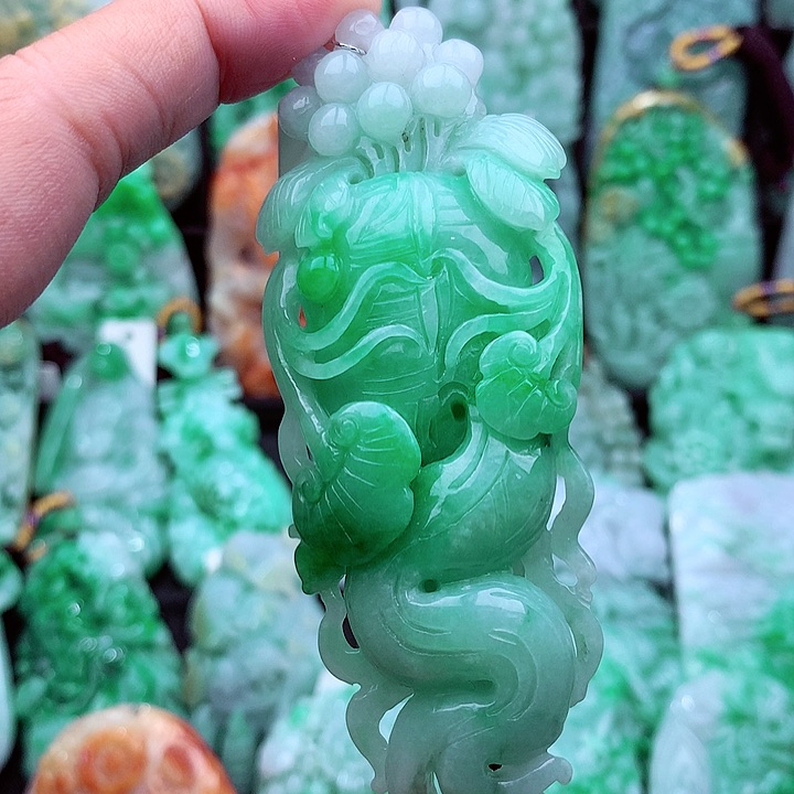 翡翠吊坠(不含链)未镶嵌