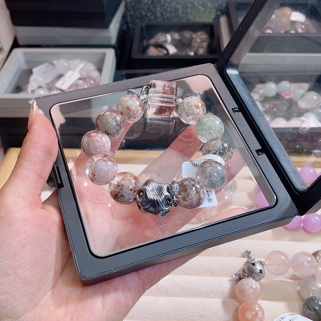 水晶手串未镶嵌一****）手串