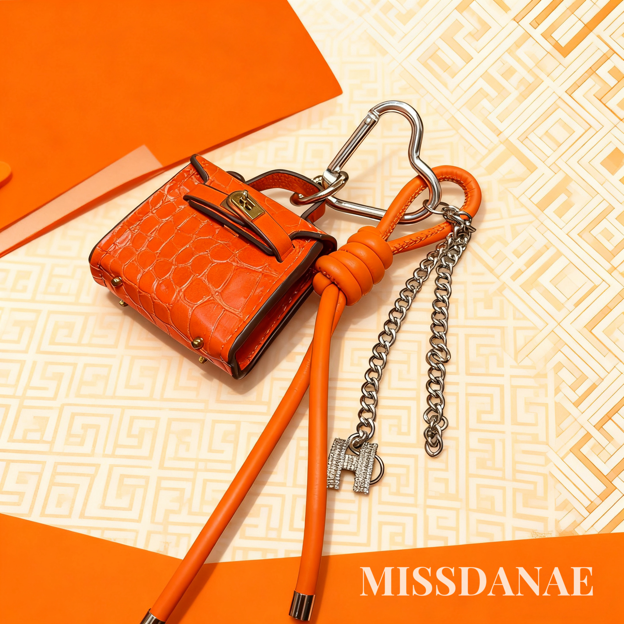 【爱马橙色挂件链】MISSDANAE手机链适用于苹果安卓