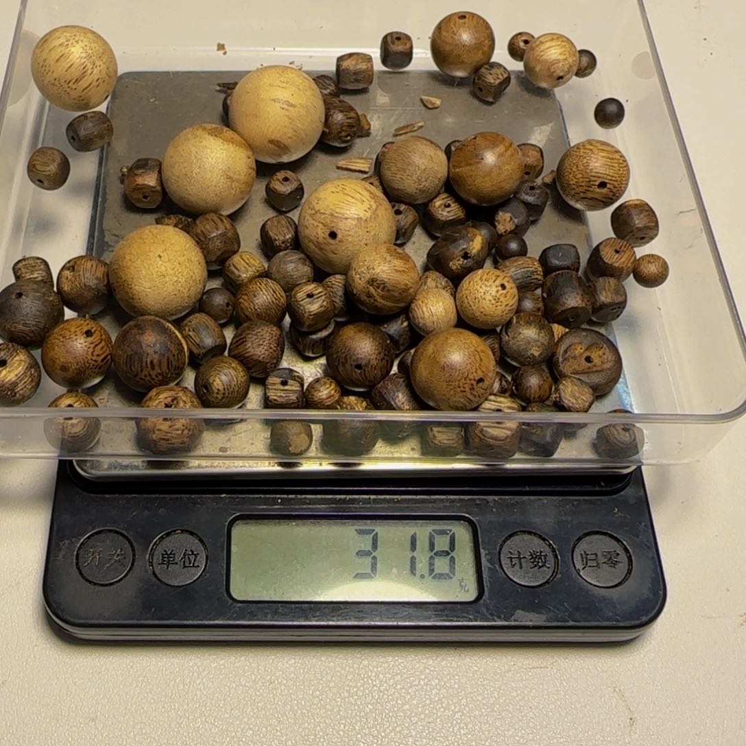 橄榄核手串/手链白***糖奇楠损珠31.7克