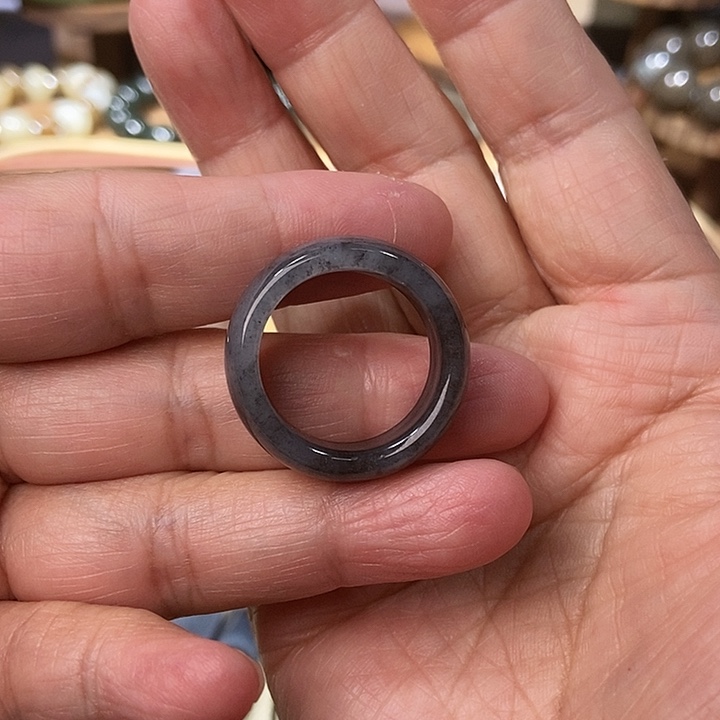 S***o和田玉未镶嵌颈饰