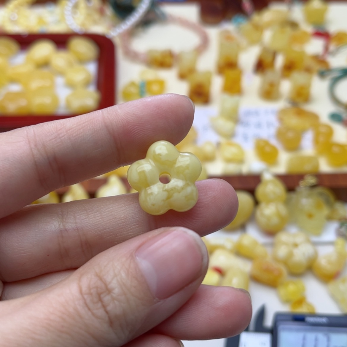 【闪购商品】蜜蜡裸石未镶嵌配饰