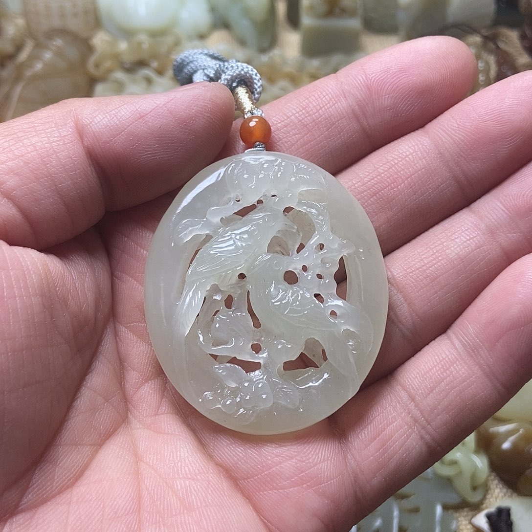 和田玉挂件未镶嵌小***梦