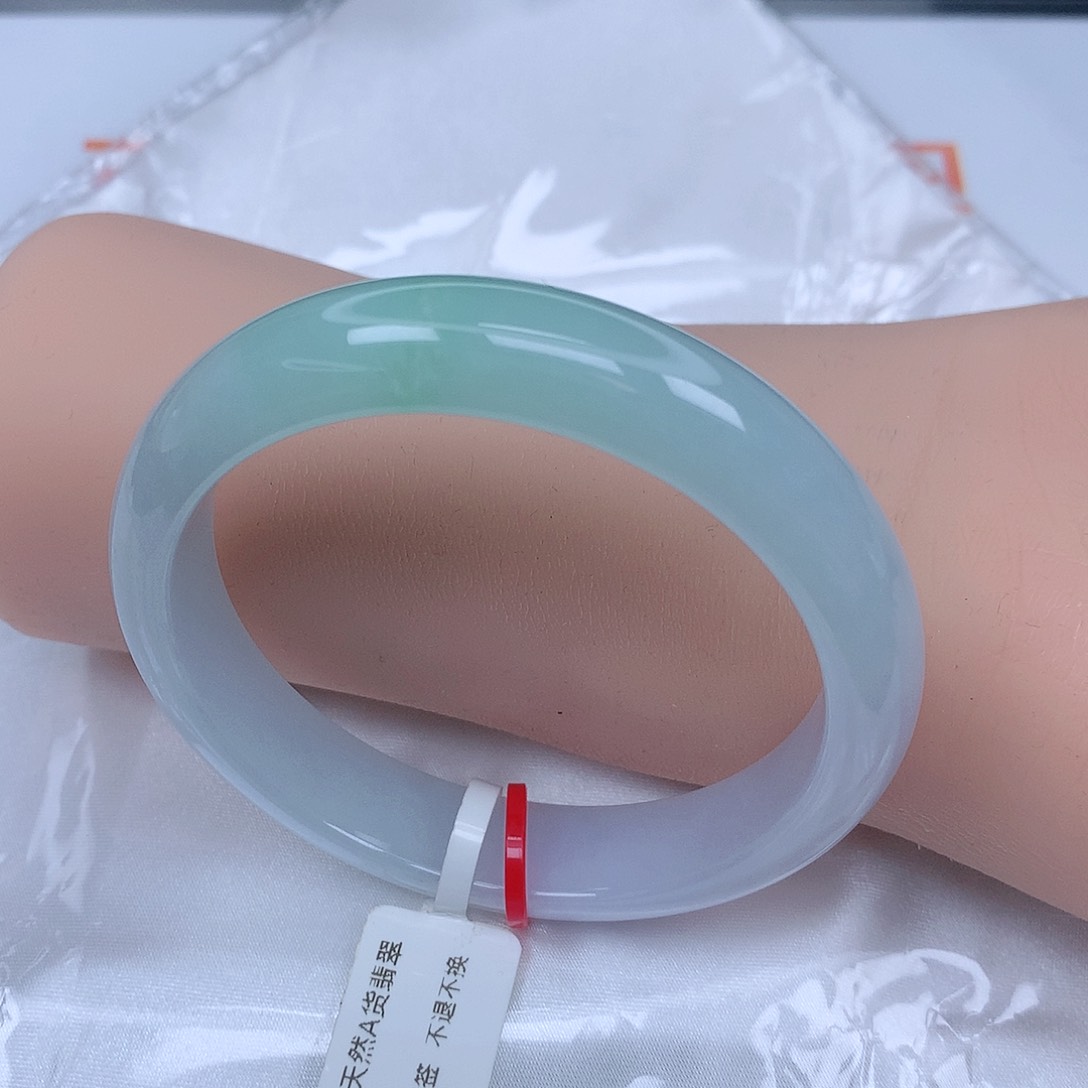【闪购商品】未镶嵌手镯翡翠，55