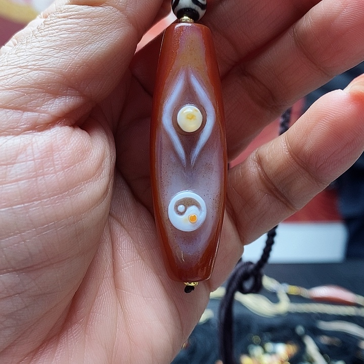 玛瑙/玉髓颈饰合金