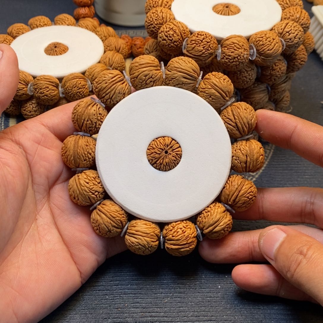 桃核吊坠龙鳞凤尾1819