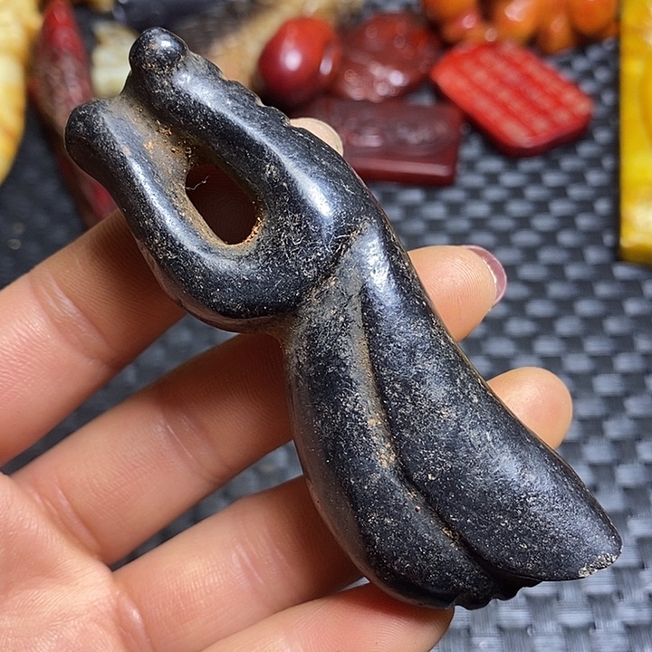 紫金钵盂菩提吊坠