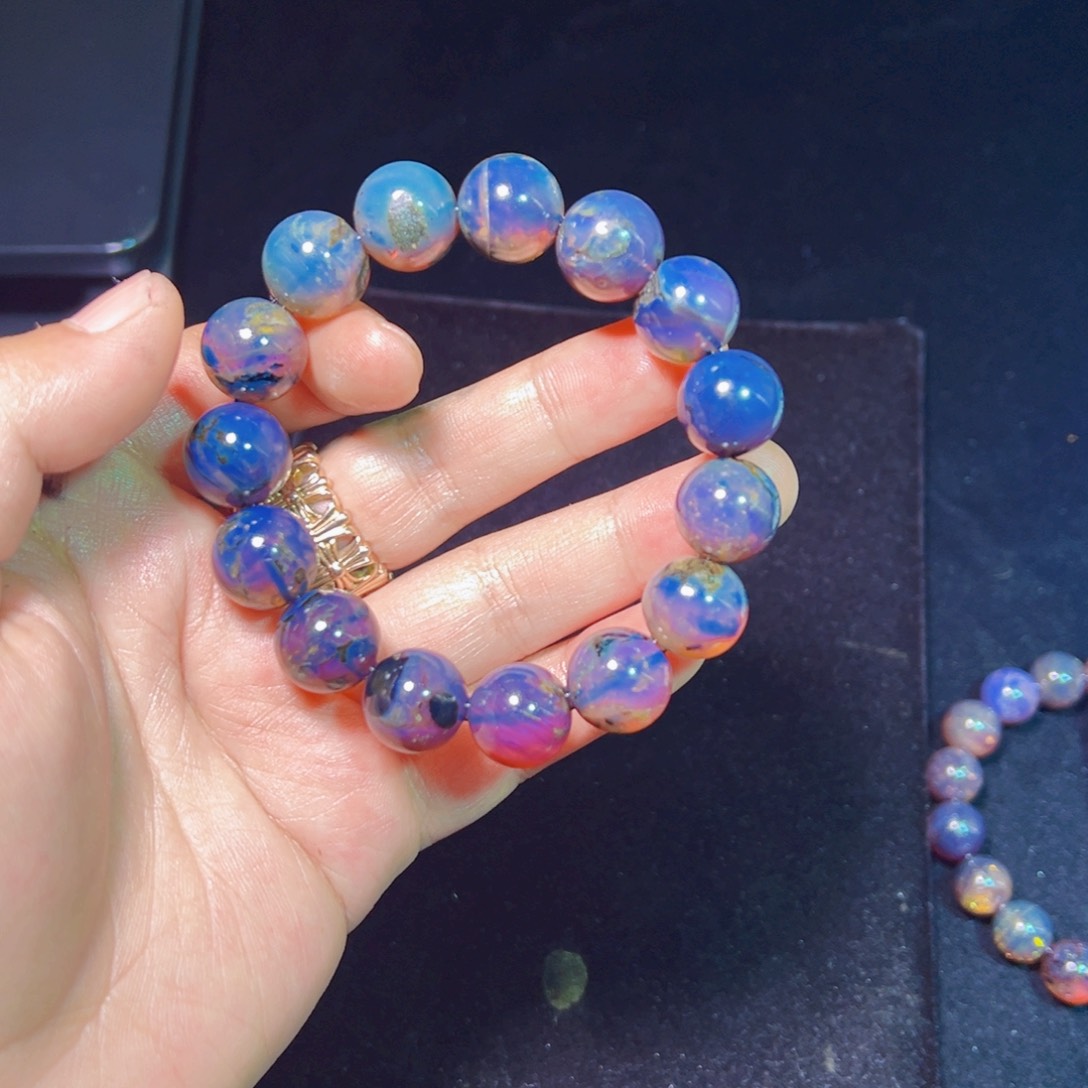 琥珀裸石未镶嵌琥珀