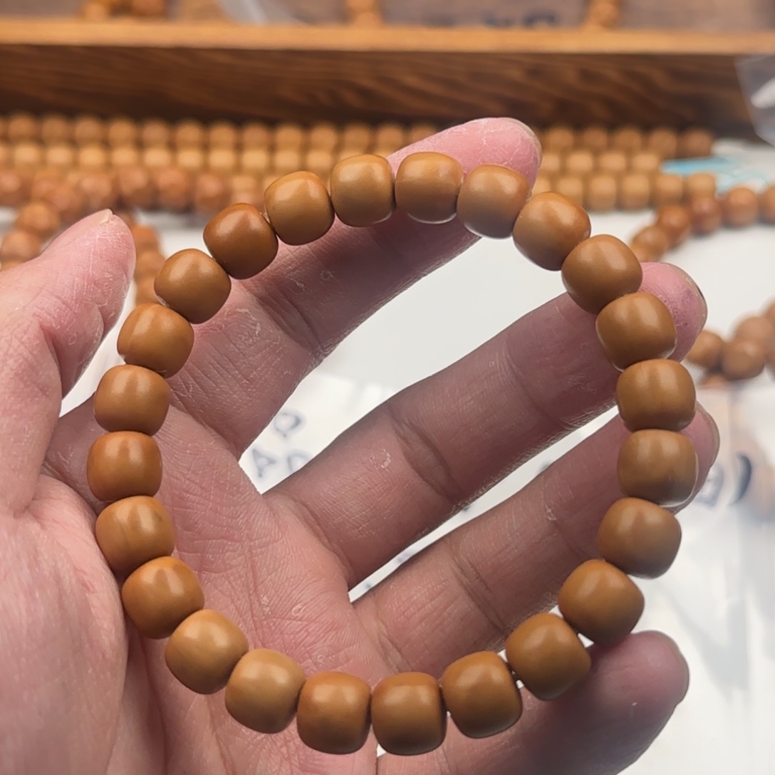 猴头核桃手串全品老型返油尺寸 1.0 左右