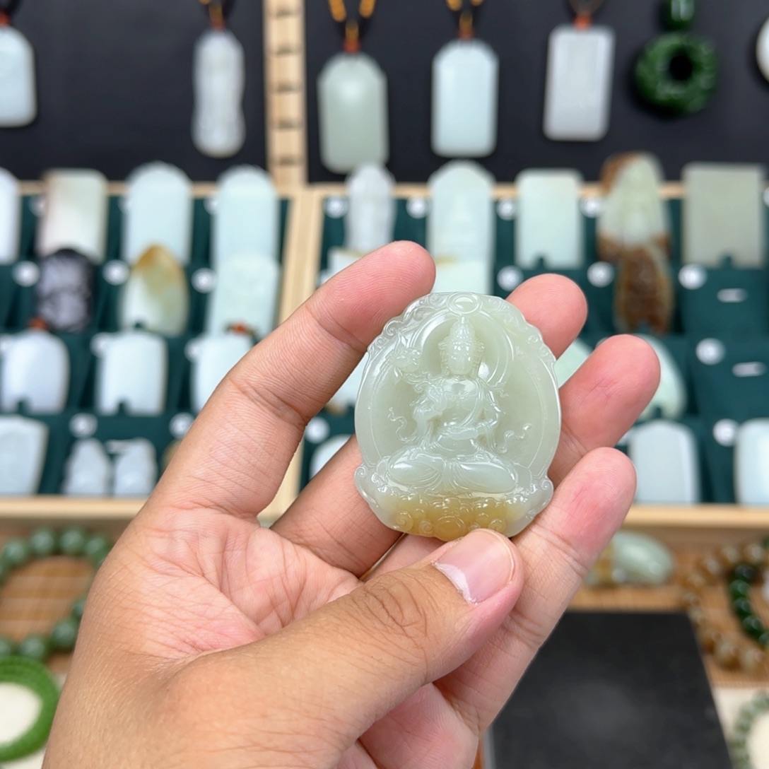 和田玉挂件未镶嵌