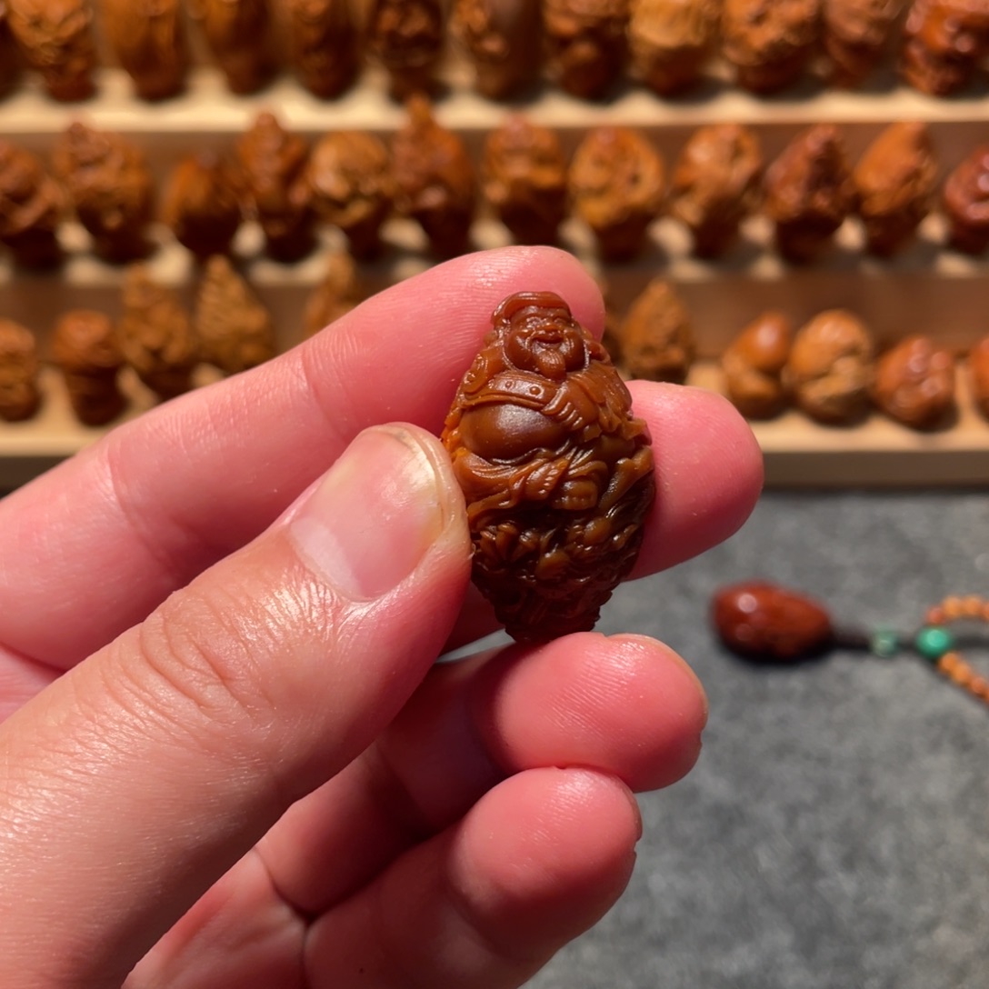 橄榄核手串/手链龙财神933