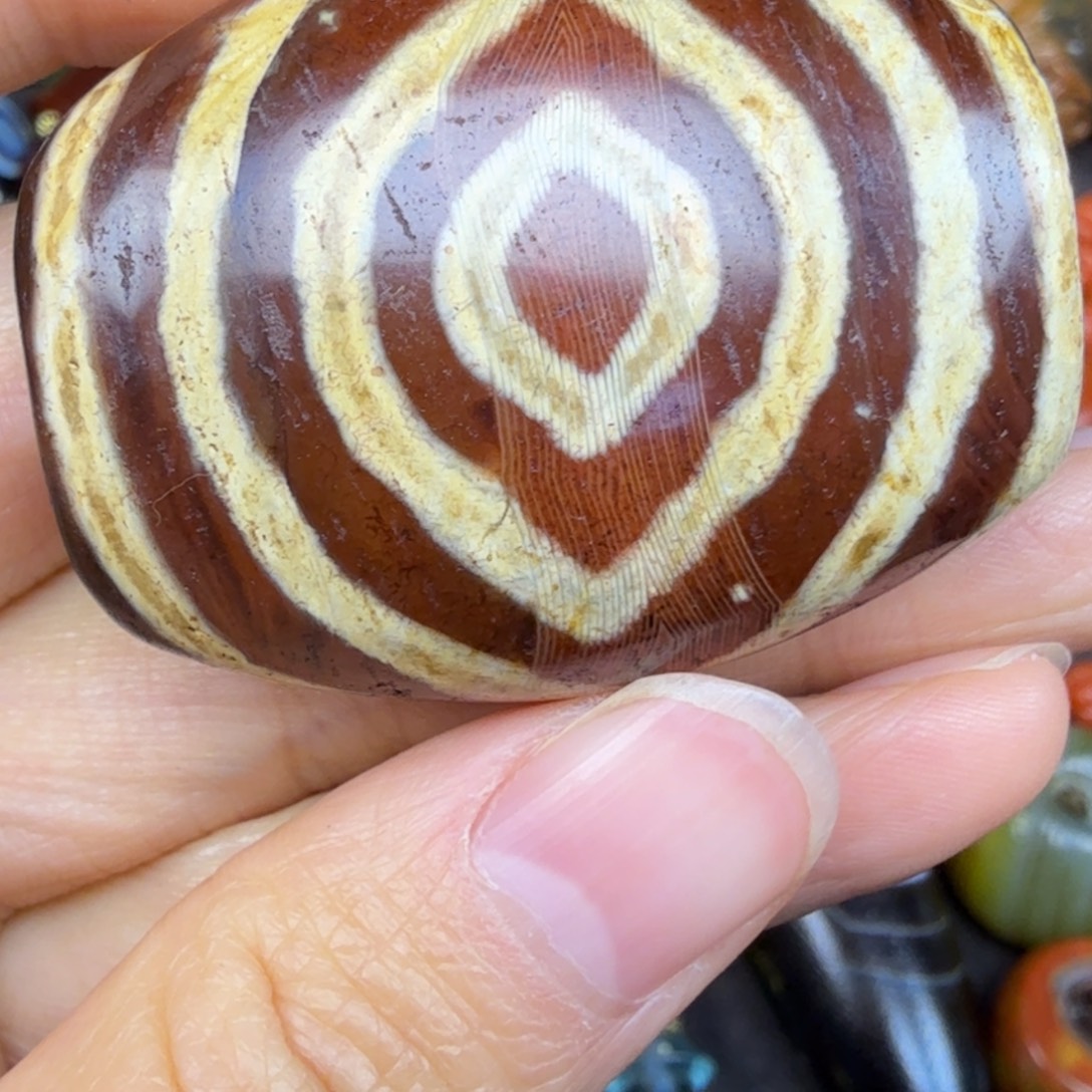 -***了玛瑙/玉髓未镶嵌颈饰