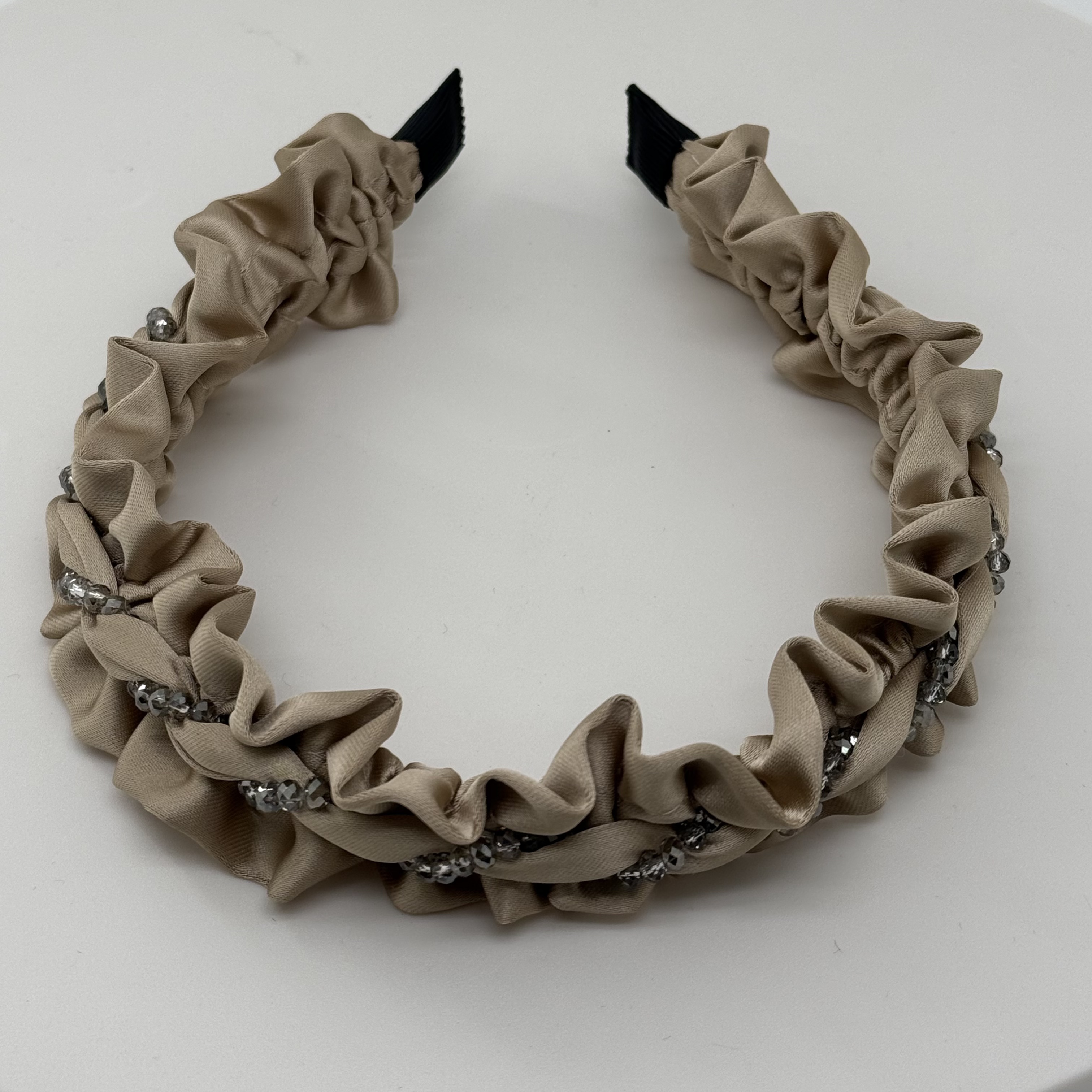  GREBUTY 6091 时尚简约香槟色褶皱珠珠闪闪发箍