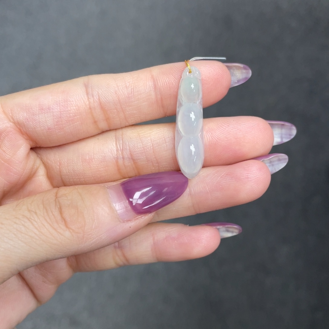 颈饰未镶嵌翡翠豆子