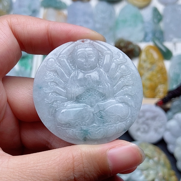 翡翠未镶嵌颈饰翡翠