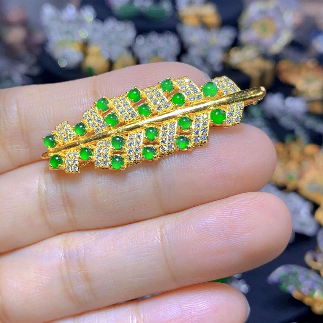 翡翠耳钉银S925镶嵌天然翡翠