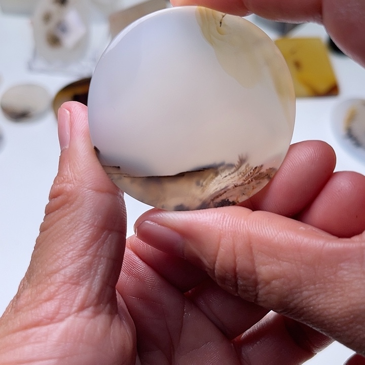 【闪购商品】玛瑙/玉髓未镶嵌珠宝半成品