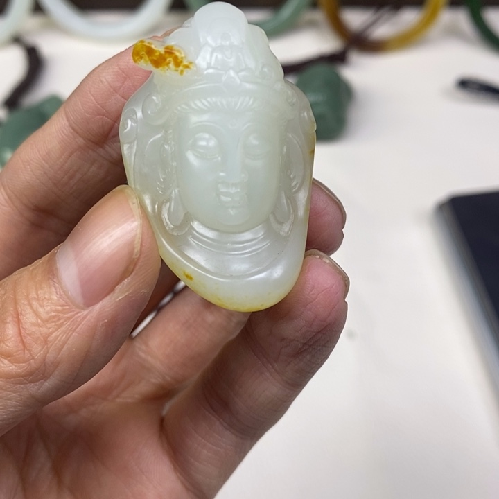 定制和田玉未镶嵌挂件