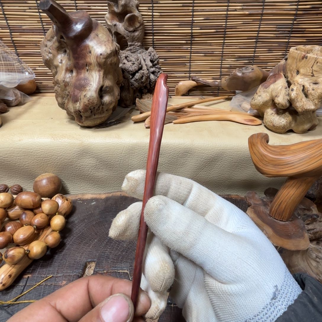 柏木（崖柏）山**北太行随行手把件