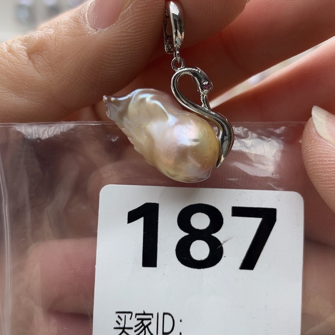 淡水珍珠颈饰未镶嵌