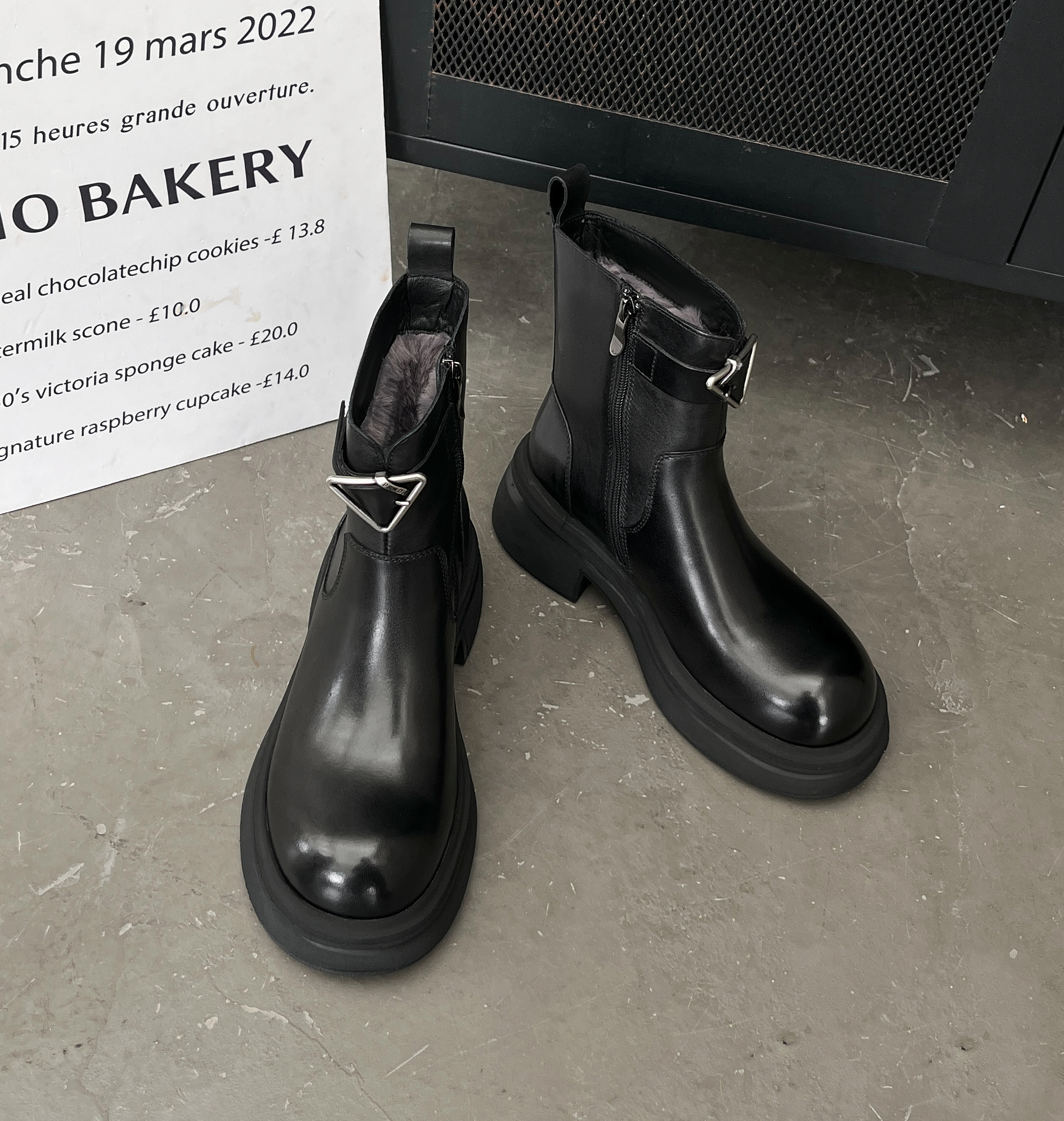 GC【羊毛】秋冬新款英伦圆头女马丁靴9660加绒厚底短靴25DD9660H-YM