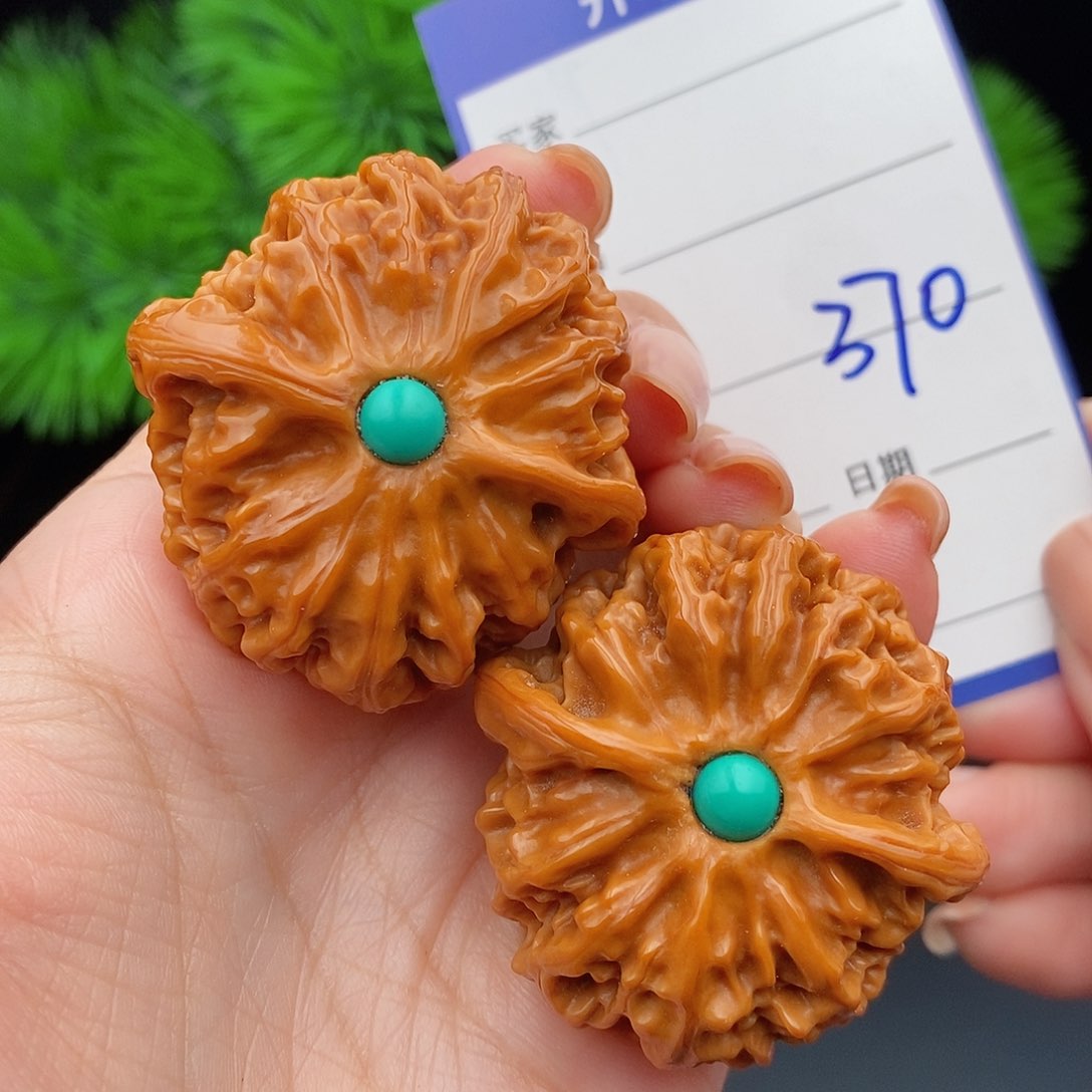 文玩核桃把件42宫灯370