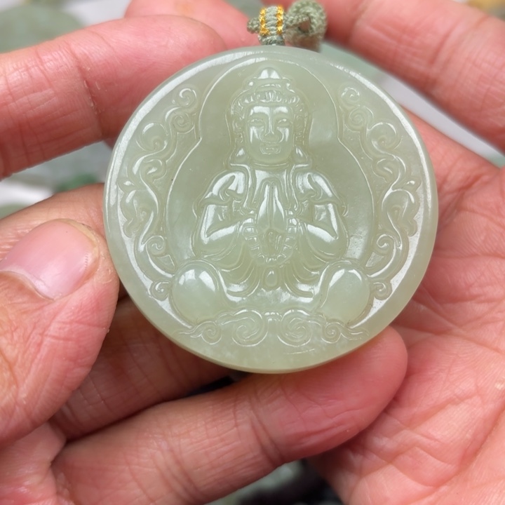 和田玉吊坠未镶嵌