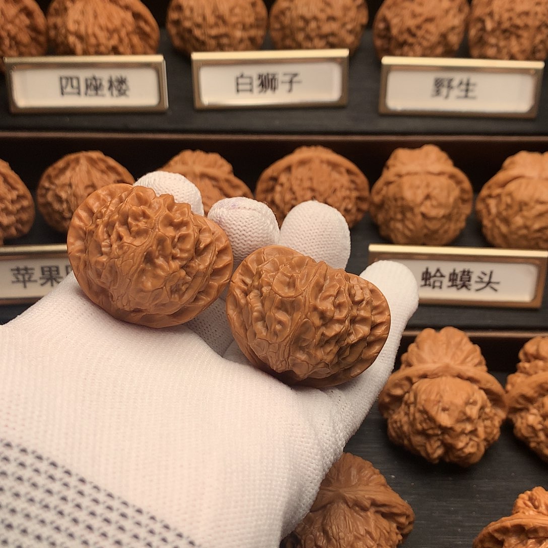 文玩核桃吊坠62号宫灯39