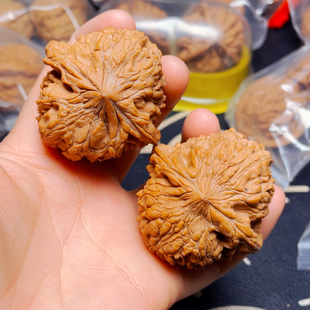 吊坠文玩核桃和尚头