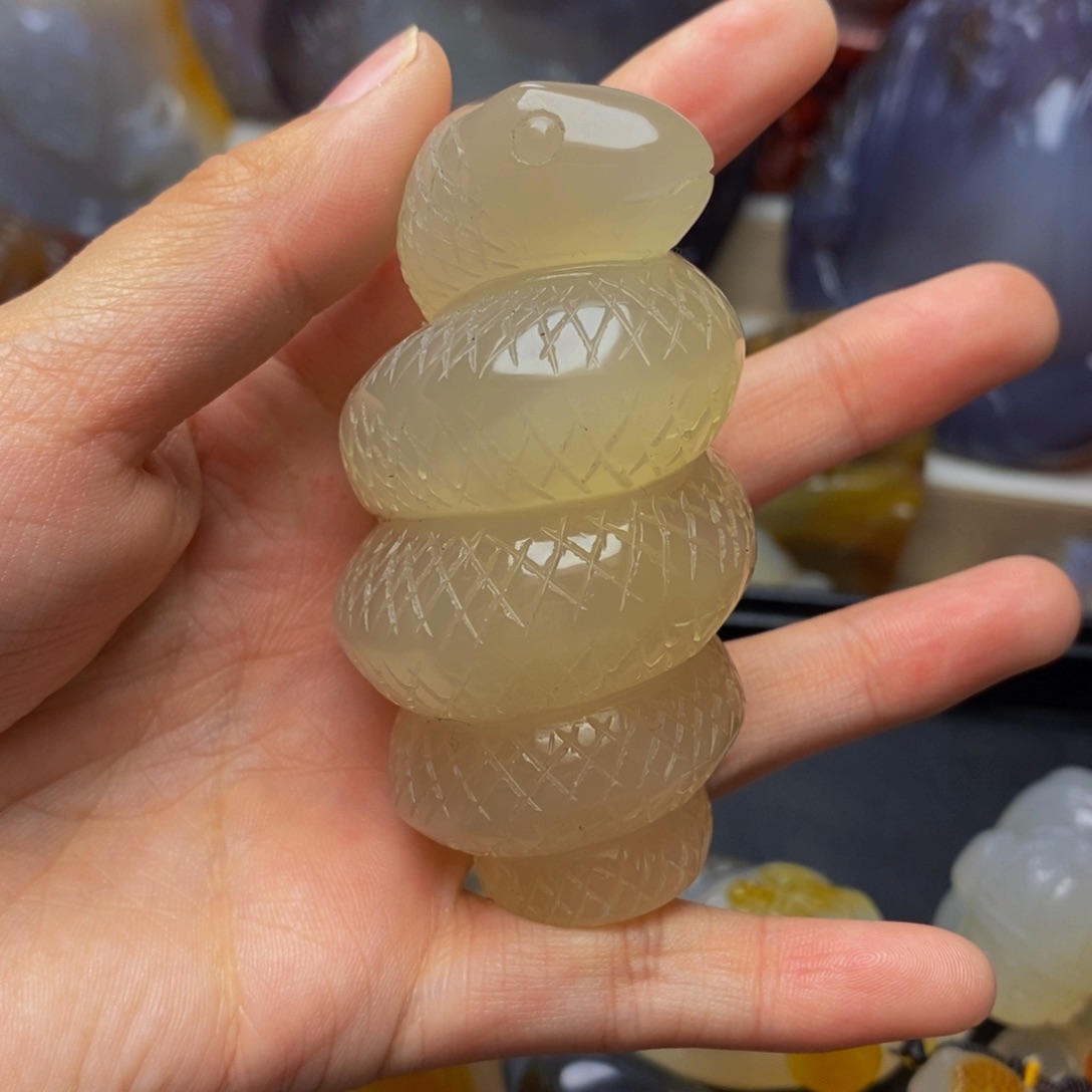 玛瑙/玉髓手把件未镶嵌