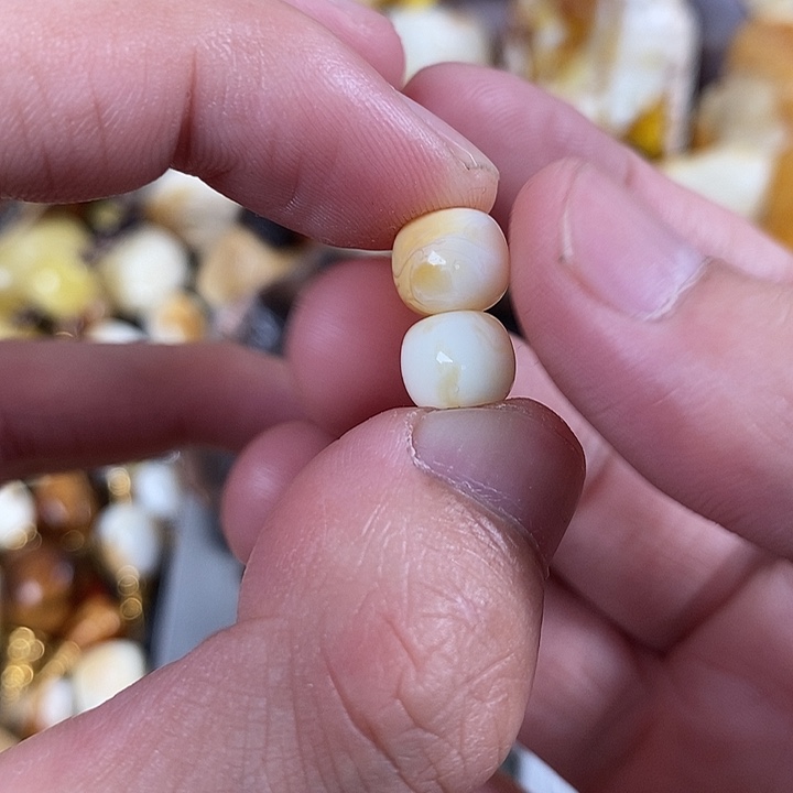 九***品琥珀未镶嵌裸石我