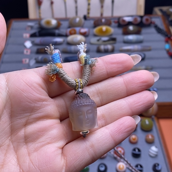 玛瑙/玉髓未镶嵌颈饰