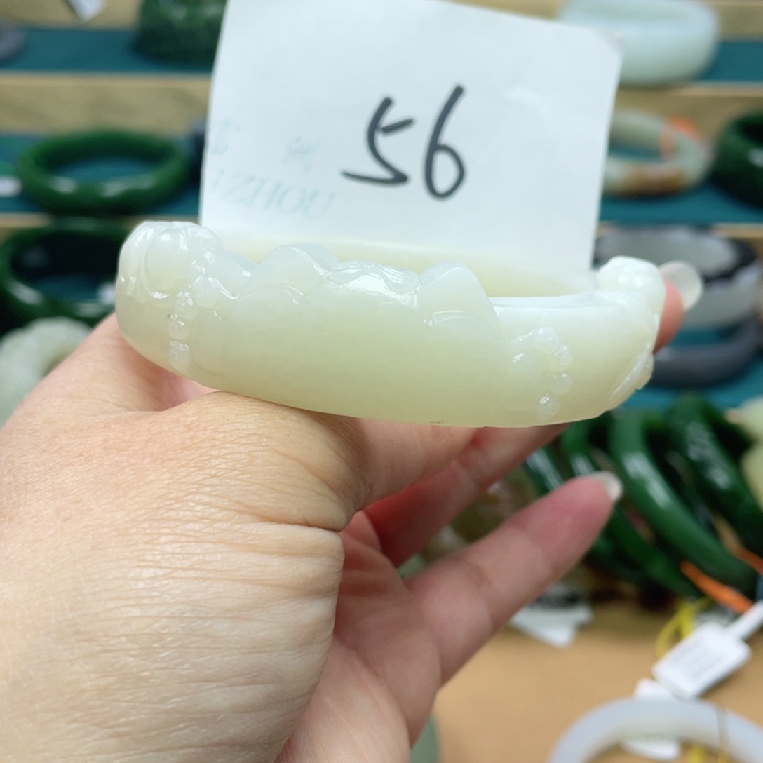 未镶嵌手镯和田玉圈口57