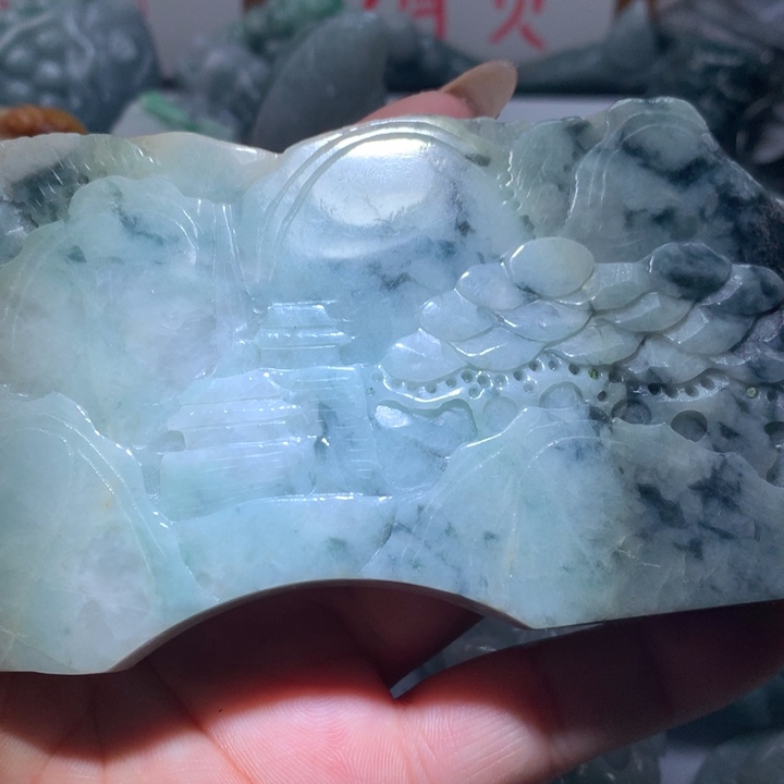 翡翠未镶嵌颈饰保真天然A货翡翠