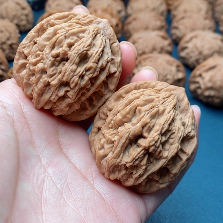 文玩核桃把件42麦虎
