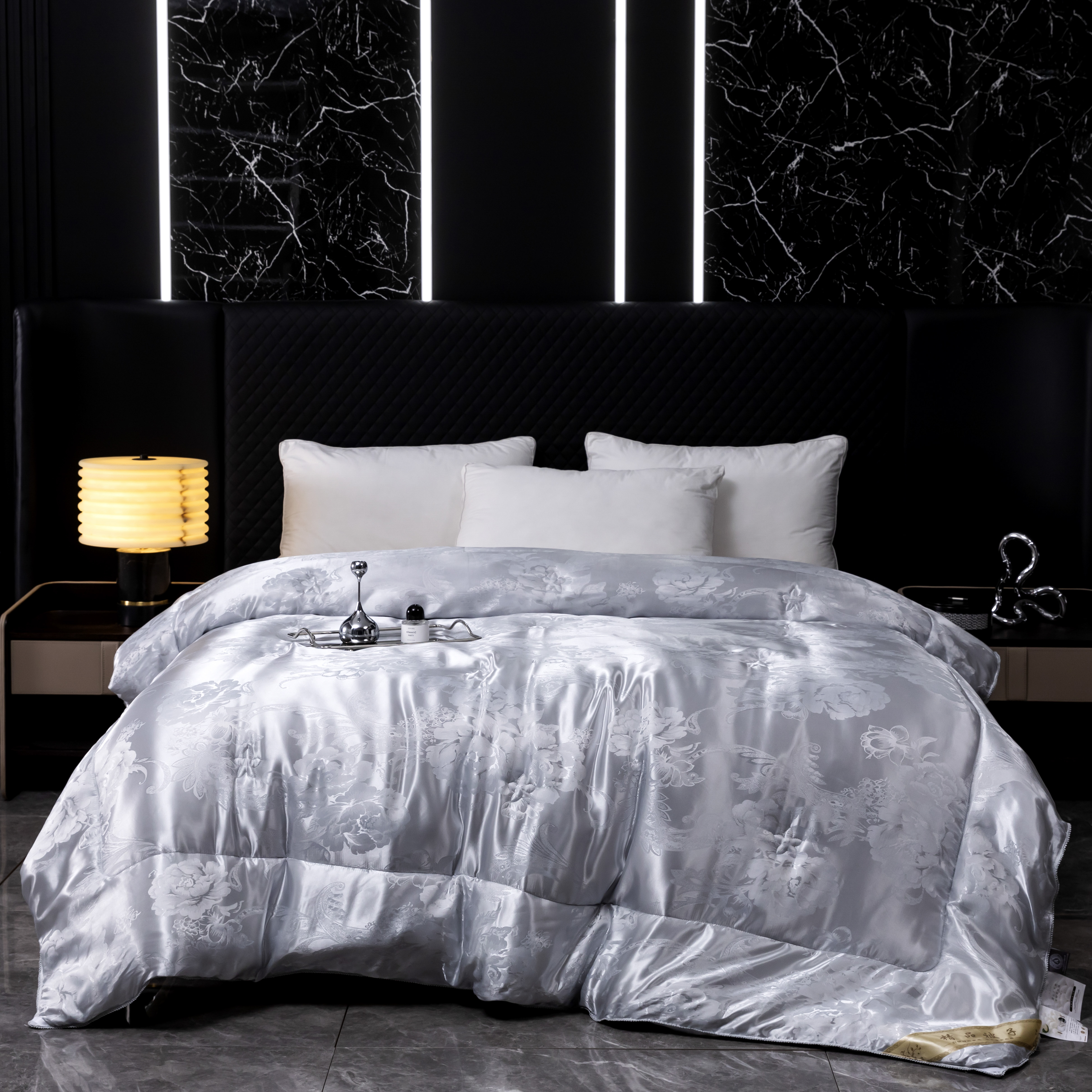 轻奢高端7A贡缎提花被子秋冬加厚抗菌级保暖冬被柔软蓬松