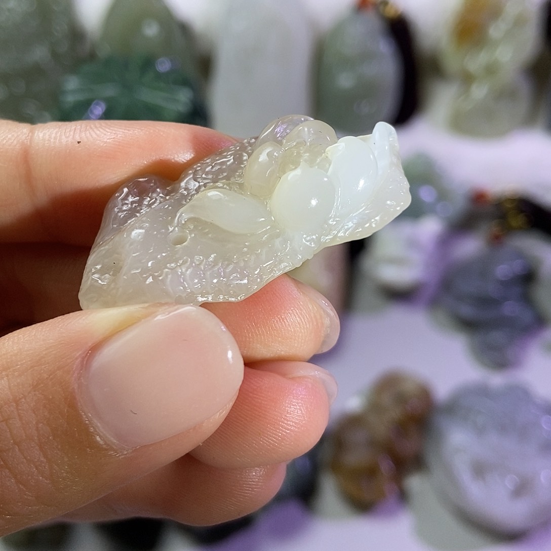 和田玉（糖玉）颈饰未镶嵌