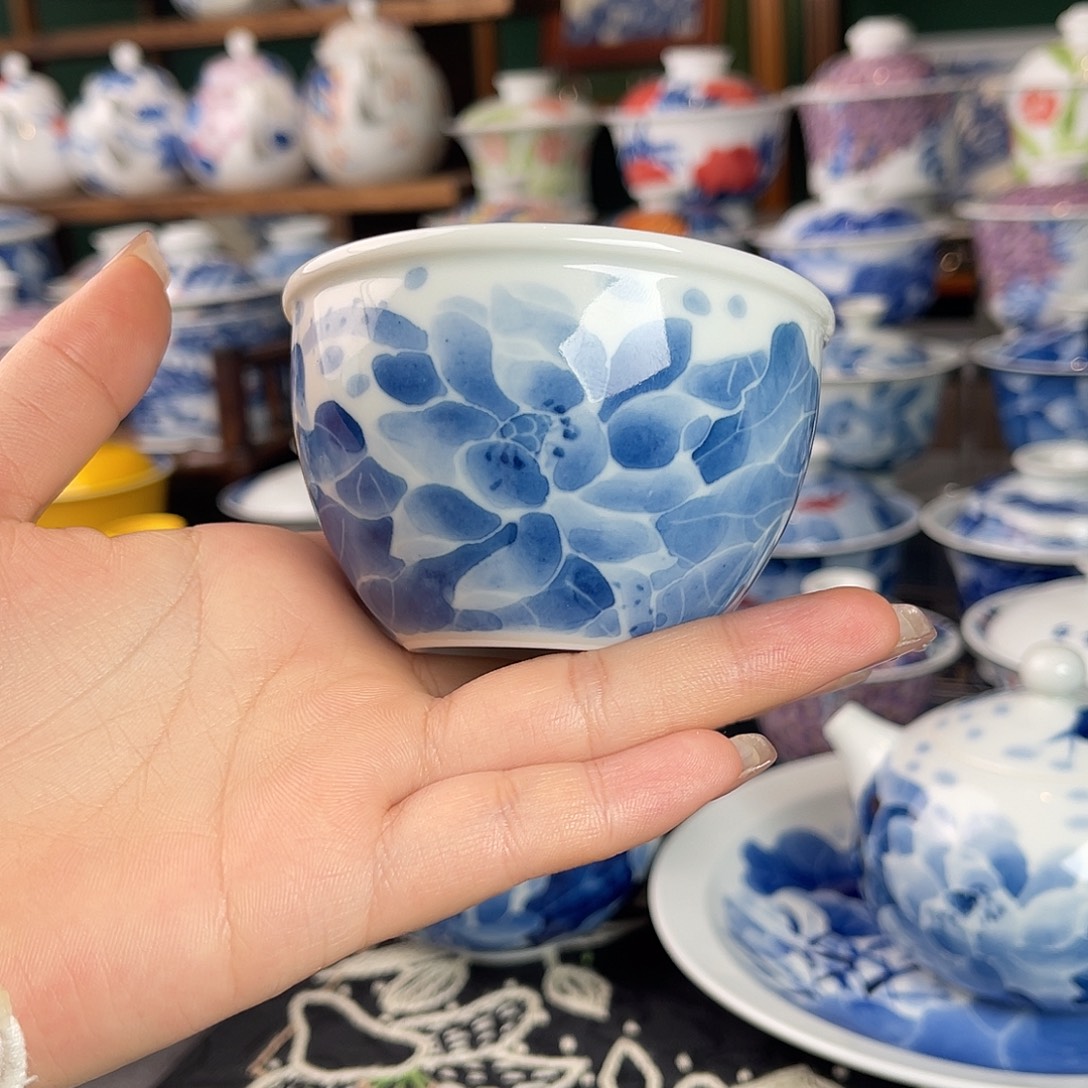 杯。                    