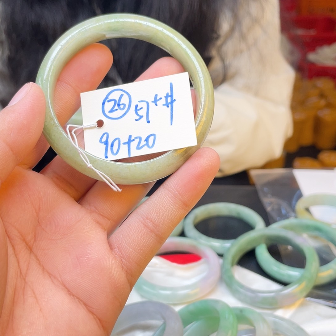 未镶嵌手镯翡翠26