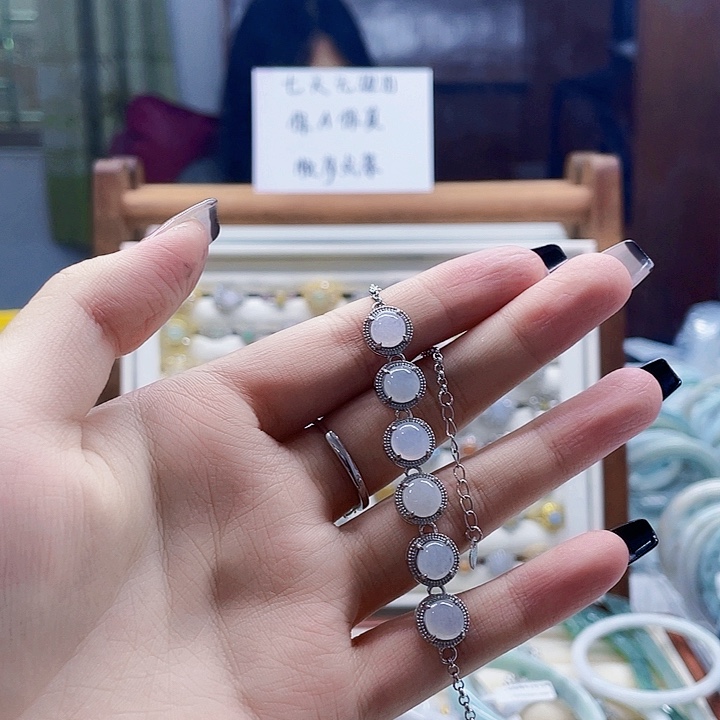 翡翠未镶嵌颈饰天然翡翠