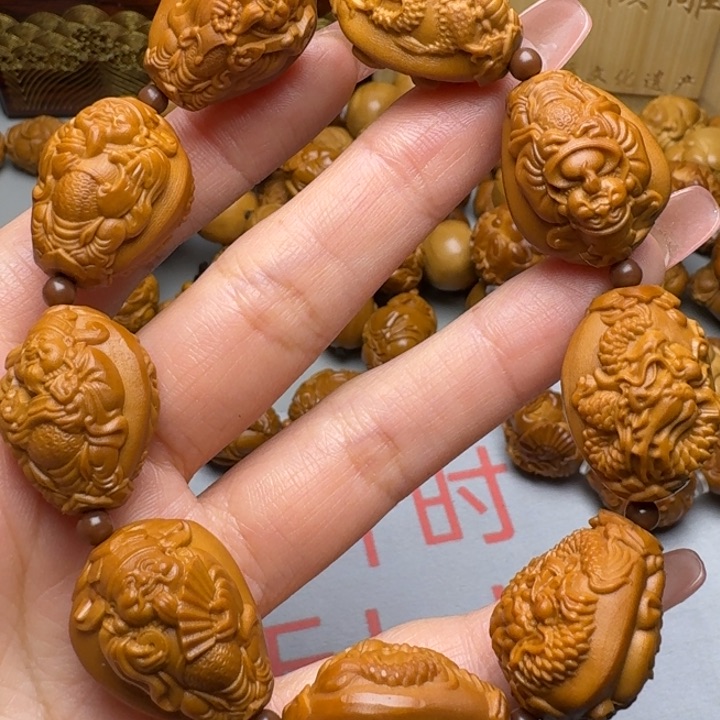 橄榄核手串/手链九龙财神