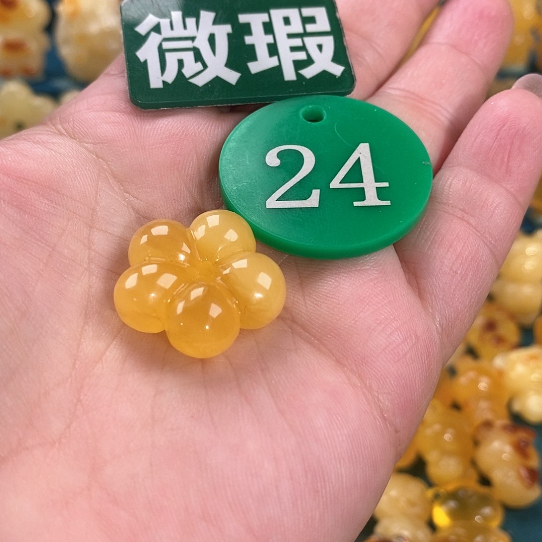 琥珀颈饰未镶嵌真*裸石