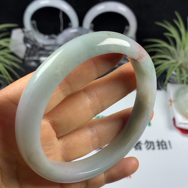 翡翠未镶嵌手镯40。62.2圈