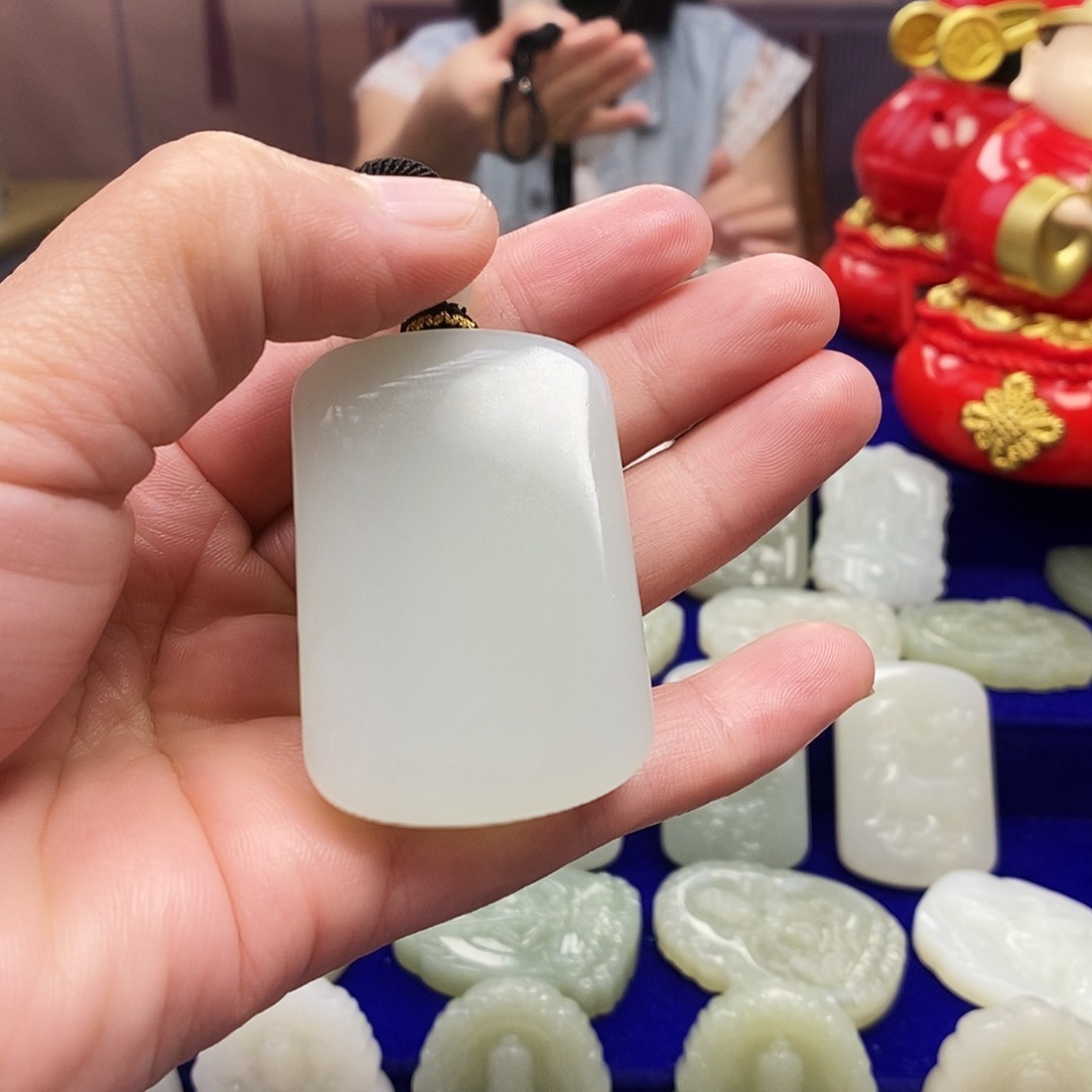 颈饰未镶嵌和田玉?****?