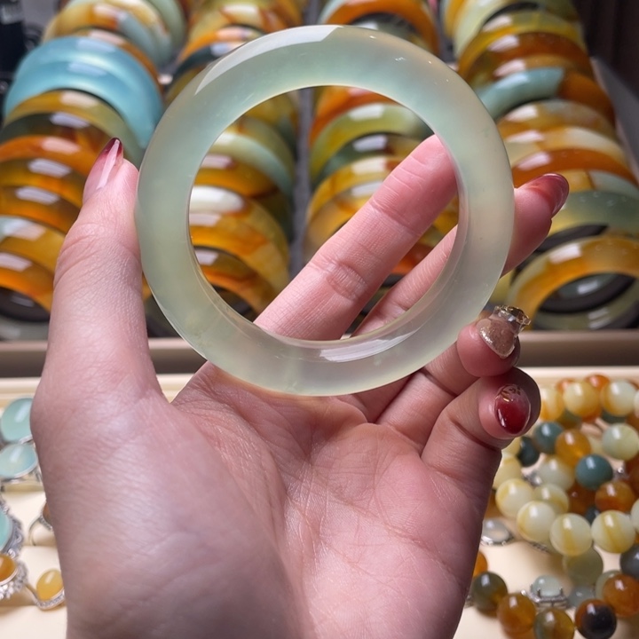 蛇纹石玉手镯未镶嵌54.6