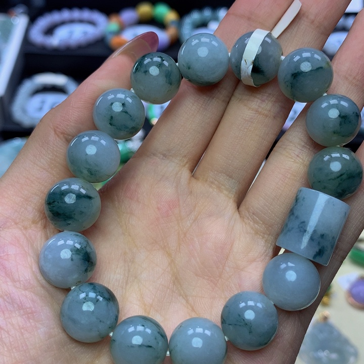 未镶嵌翡翠手链翡翠