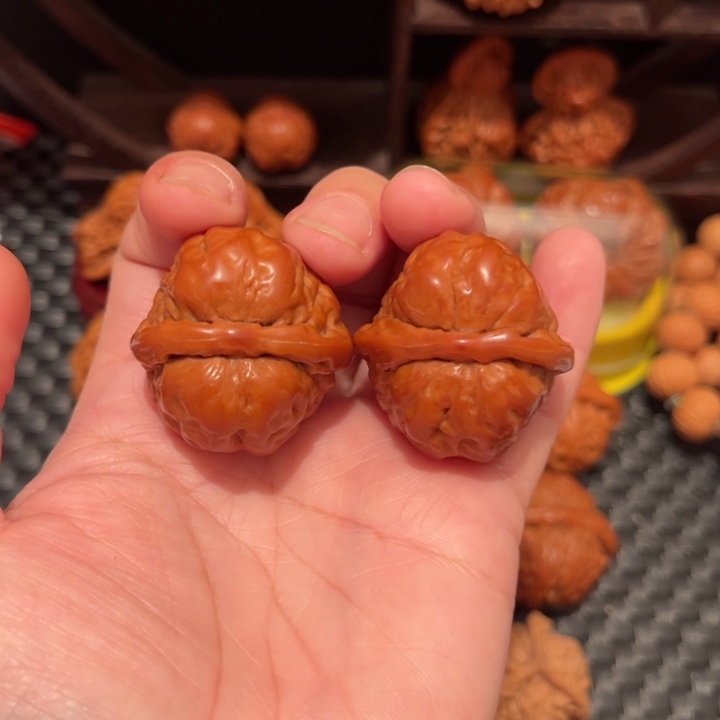 文玩核桃把件蛤蟆头34