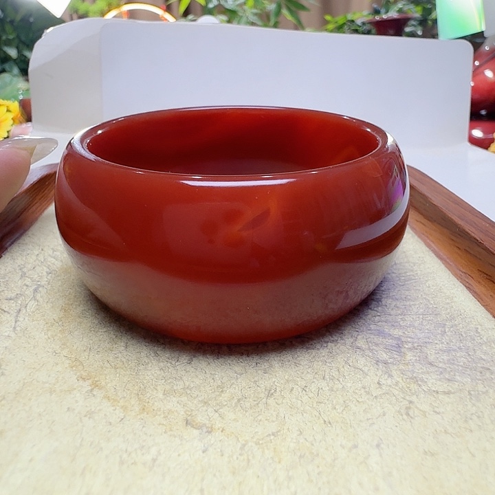 ****晶玛瑙/玉髓未镶嵌手镯