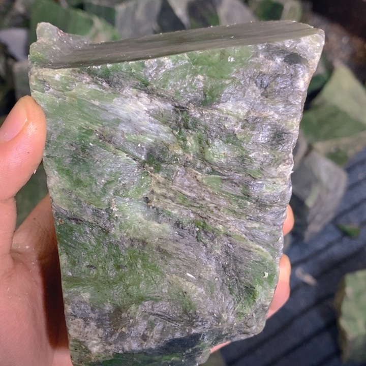 凯***华和田玉未镶嵌珠宝半成品